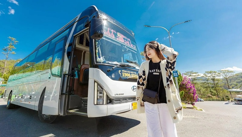 Trải nghiệm cảm giác chinh phục những cung đường nối liền núi và biển