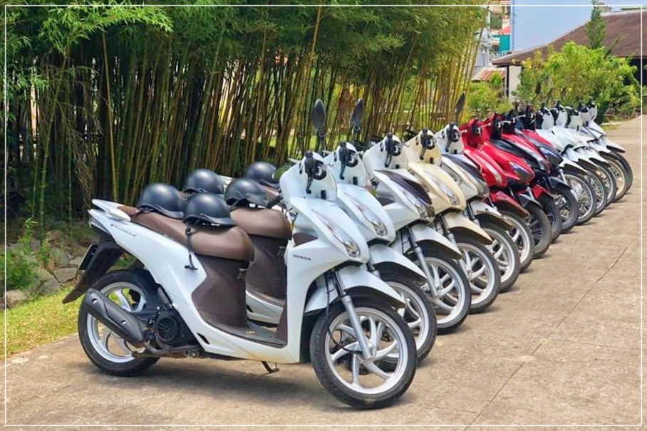 Nên kiểm tra kỹ hệ thống phanh, lốp xe và chụp ảnh hiện trạng trước khi khởi hành.
